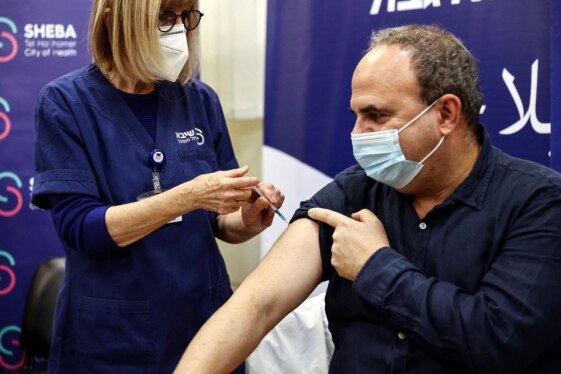 اسرائیل دوز چهارم واکسن کرونا را برای افراد دارای نقص ایمنی تائید کرد
