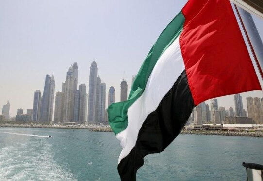 ٱمیکرون بیخ گوش ایران؛ امارات متحده عربی نخستین مورد از واریانت جدید کرونا را گزارش کرد