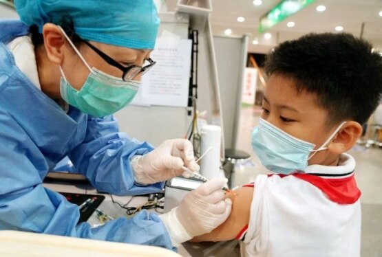 چین واکسیناسیون کرونای کودکان ۳ سال به بالا را آغاز می‌کند